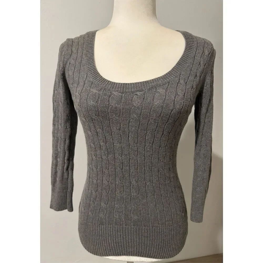 American Eagle outfitters gray knit fitted top sweater SP